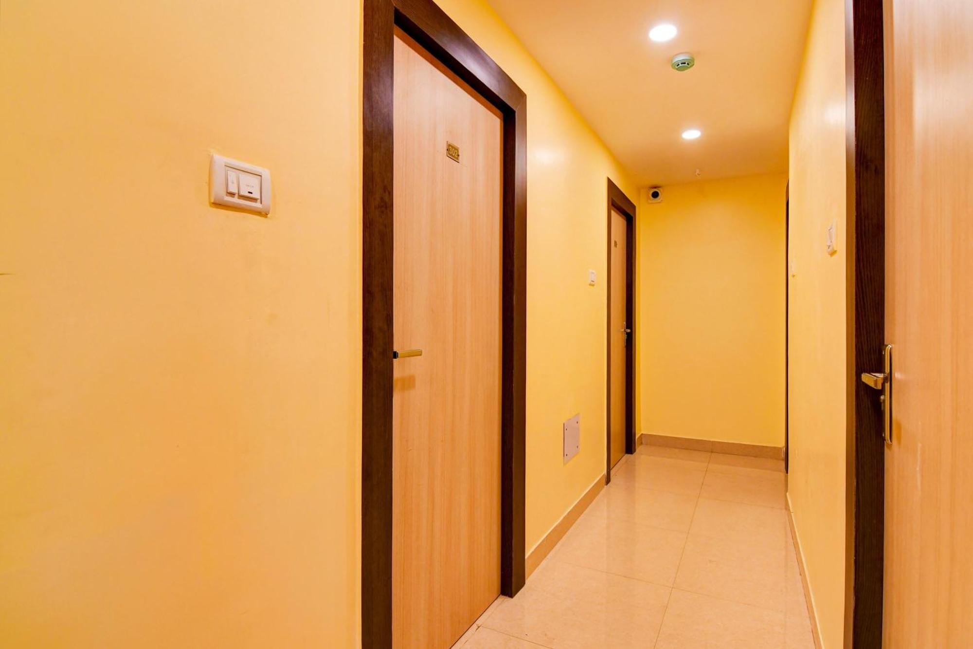 Hotel O Bypass View Calcutta Exterior foto
